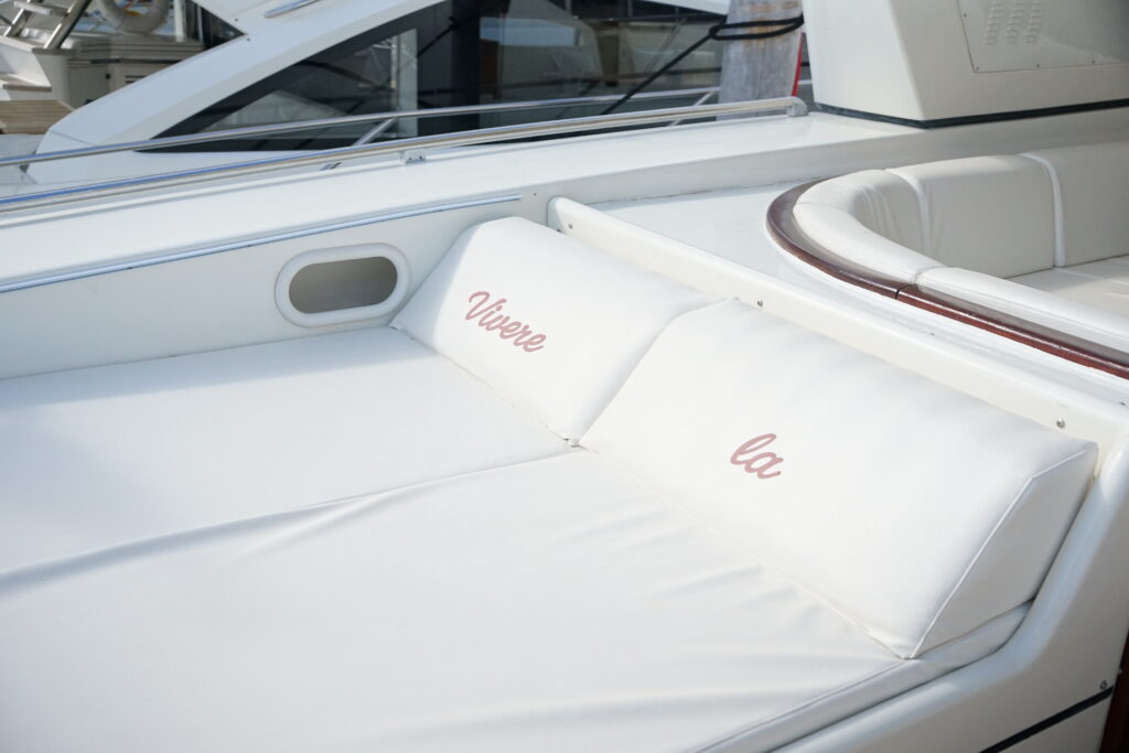 1999 MANGUSTA 80