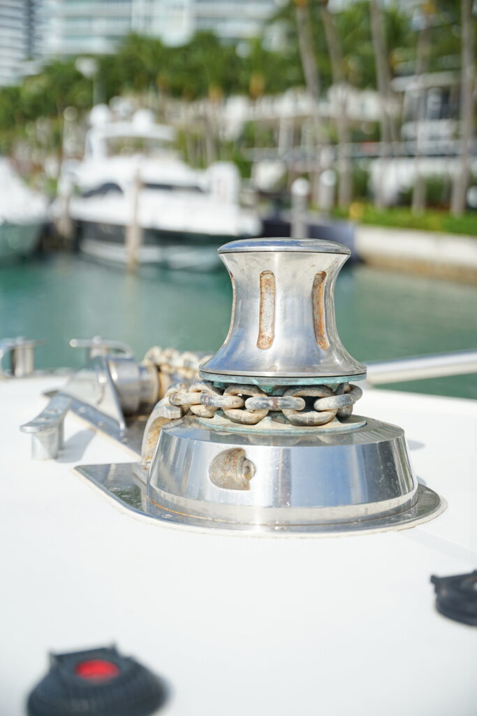 1999 MANGUSTA 80